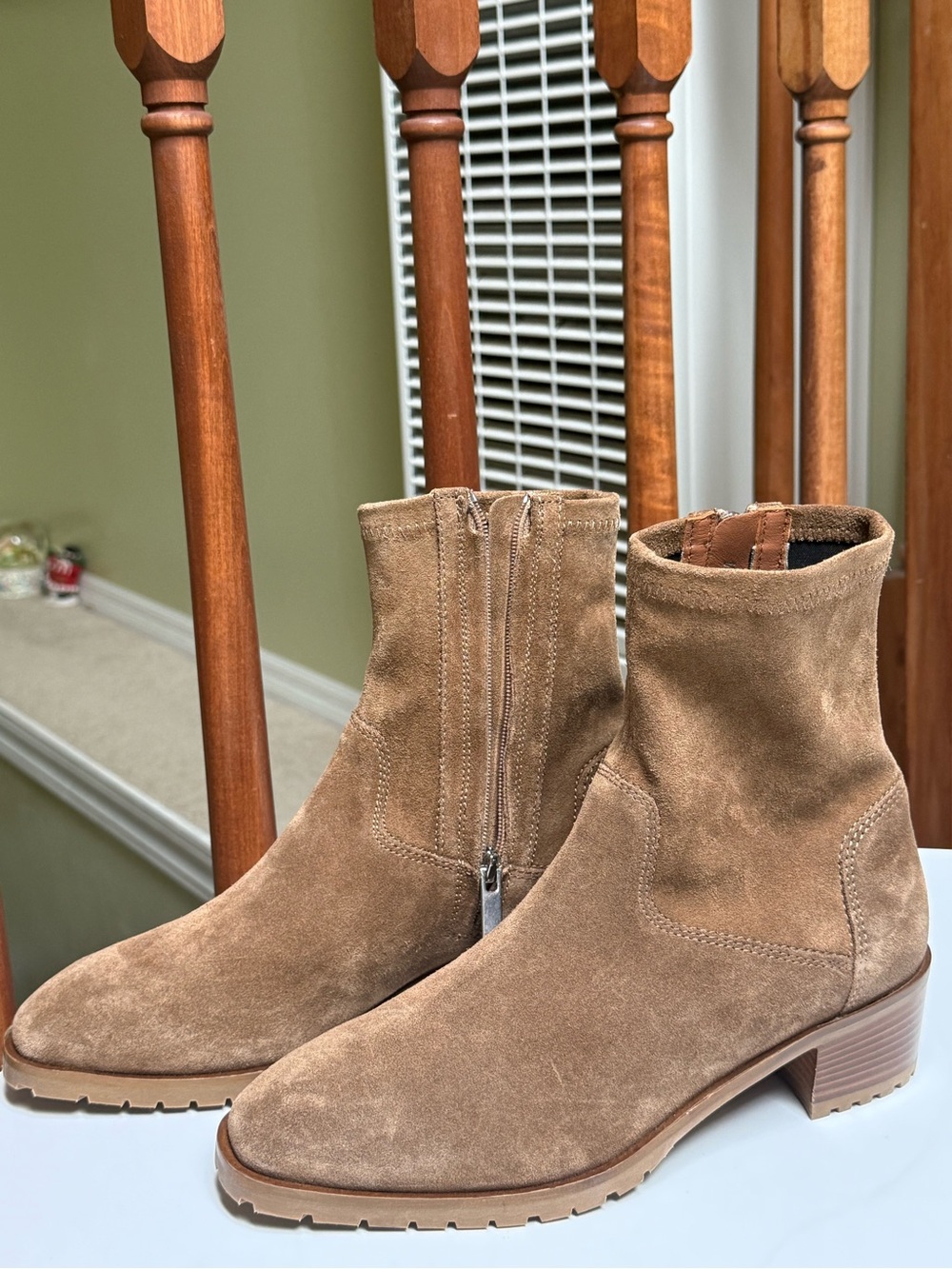 Aquatalia Roza weatherproof bootie suede size 6.5 women H43N11
